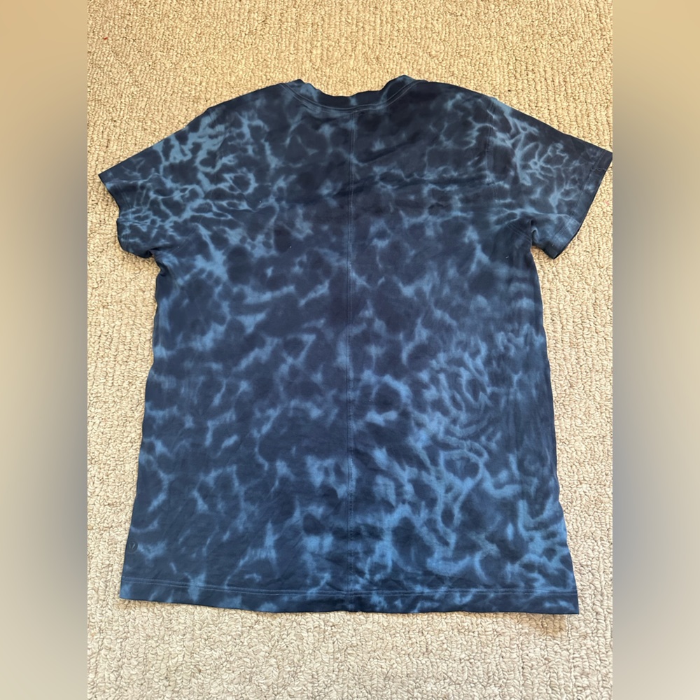 Lululemon shirt